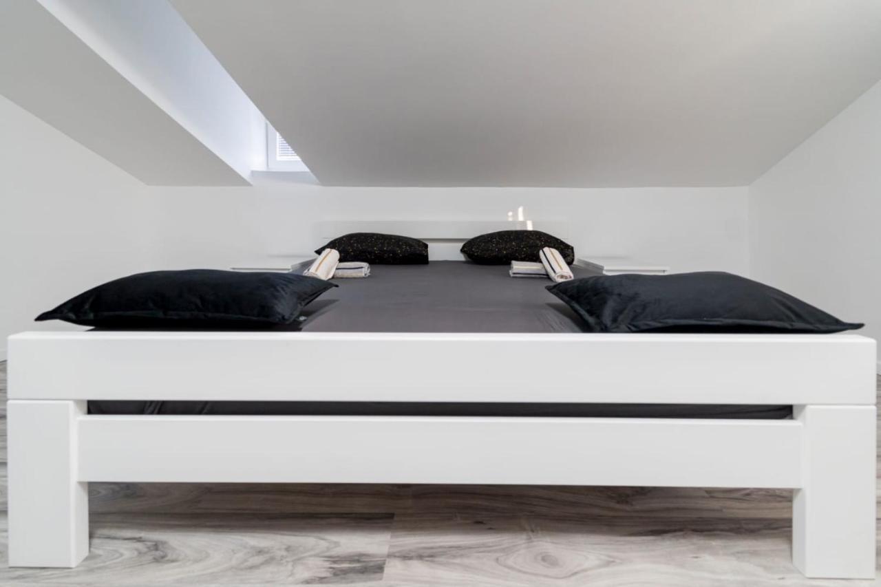 City Center Mayess Aparment Zadar Extérieur photo