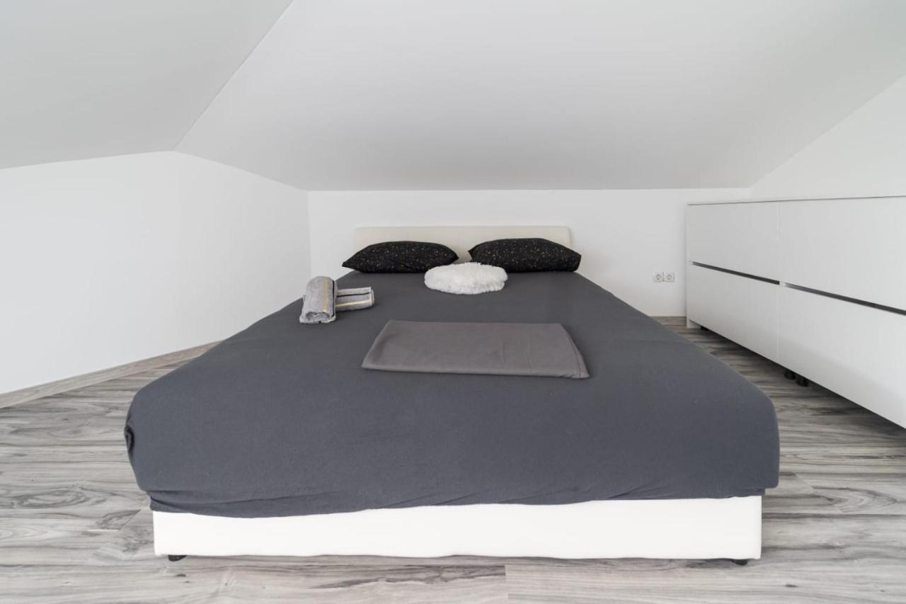City Center Mayess Aparment Zadar Extérieur photo